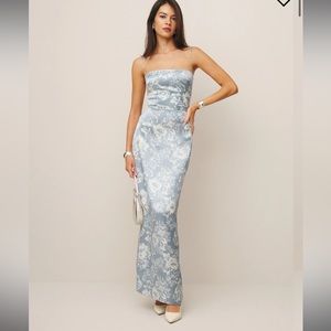 Gorgeous Reformation dress size 2